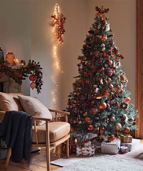 3 Christmas Tree Decorating Trendsthat Are Gorgeous And Easy