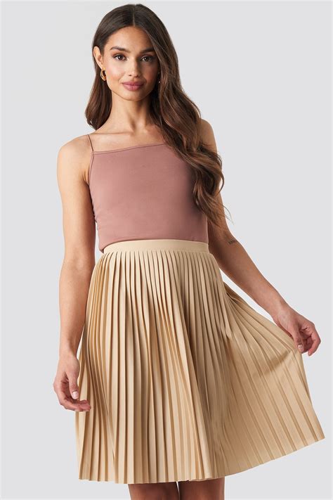 Short Pleated Skirt Beige | na-kd.com