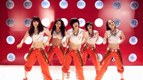 12 Of The Most Iconic Outfits Ever Worn In K Pop What The Kpop