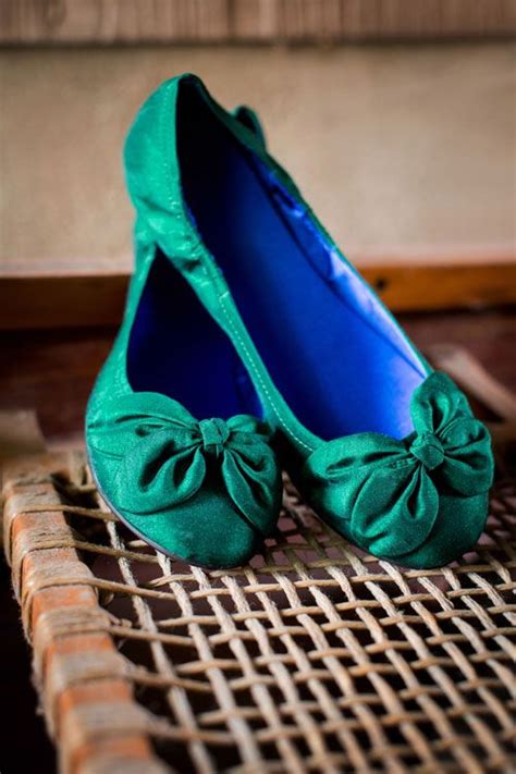 Emerald Green Ballerina Flats With Bow Detail Ballerina Flats Tory Burch Flats Fashion Flats