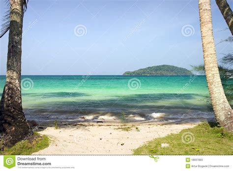 Tropical Island Beach Scenery Stock Photos Image 18937893