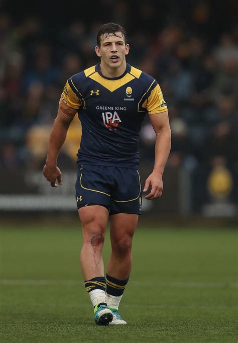 Footy Players Ryan Mills Of The Worcester Warriors