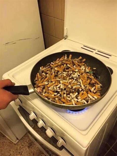 Ich habe gleich 3 stück davon in verschiedenen größen und nutze sie zum teig rühren, salat anrichten, soßen schlagen und aufbewahren meiner gemüsereste, bis ich sie in den … Cooking up a feed of nicotine and eggs : Cigarettes