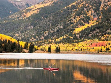 Take This Gorgeous Fall Foliage Road Trip To See Colorado
