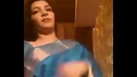 Hot Indian Aunty Removing Saree Xxx Mobile Porno Videos And Movies