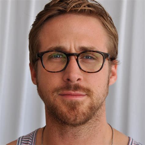 Ryan Gosling Bio Net Worth Height Famous Births Deaths