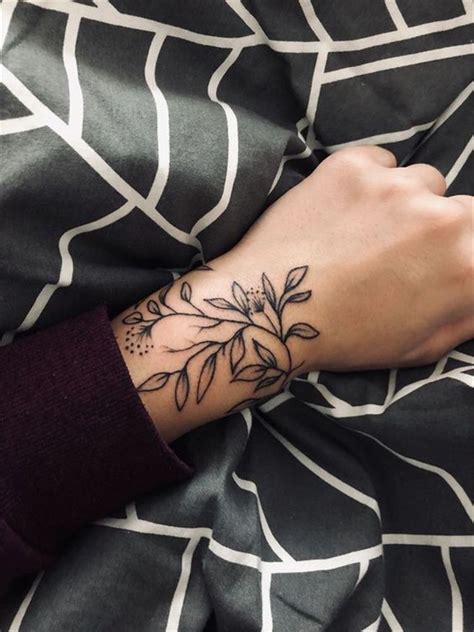 25 Creative Wrist Tattoos Ideas For Modern Girls Wrist Tattoos For