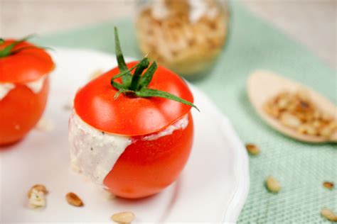 Gefüllte Tomaten Mit Feta Als Leichte Vorspeise