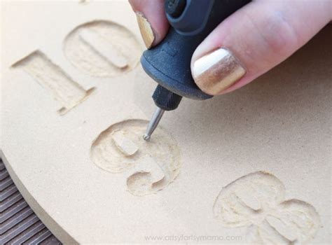Diy Ombre Wood Clock Dremel Tool Projects Dremel Carving Dremel