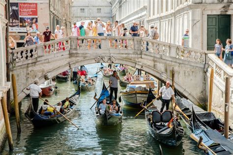 Best Time To Visit Venice Climate Chart And Table