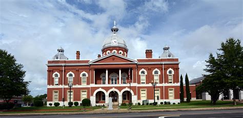 Chambers County Courthouse 12 Stock Photo Download Image Now Istock