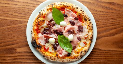 Maybe you would like to learn more about one of these? Isabella, cuando la pizza brasileña también se come en Madrid