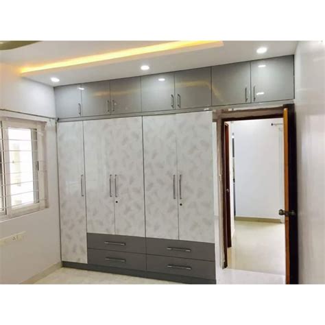 Pvc Designer Wardrobes At Rs 600square Feet Modular Wardrobe In