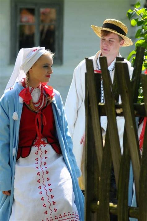 Costumes Of Lasowiacy Poland Image Via ZPiT Polish Folk Costumes