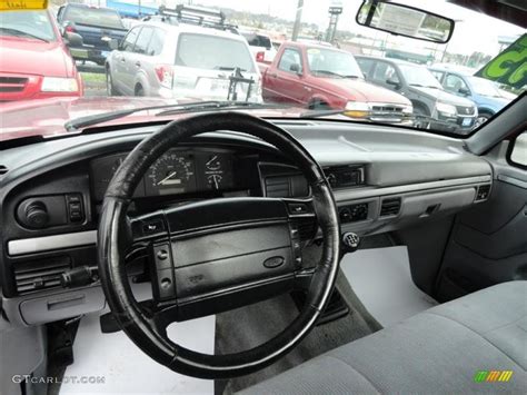 Gray Interior 1995 Ford F150 Xlt Regular Cab Photo 57789677