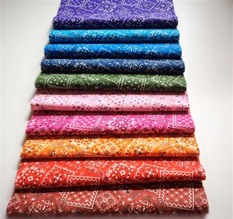100 Bandana Colors Pre Cut Charm Pack 5 X 5 Inches Quilt Fabric Squares