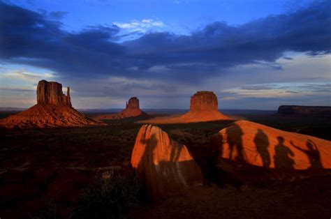 Monument Valley A Stark Beauty Deep In Navajo Country Los Angeles Times