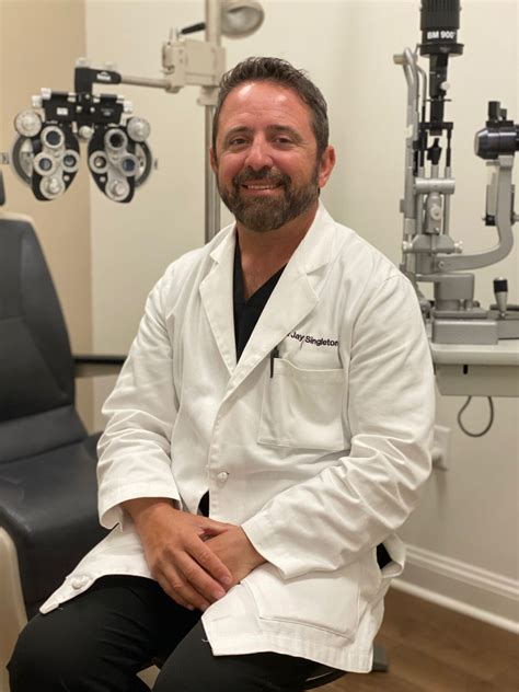 New Bern eye doctor loses appeal to expand practice based on state