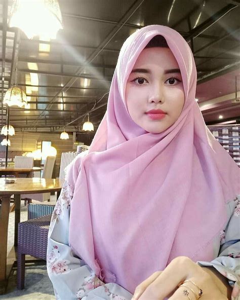 pin on jilbab cantik