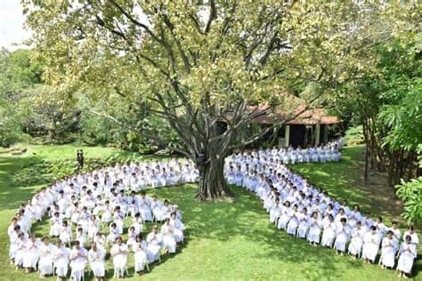 'แม่ชีศันสนีย์' สร้างเสถียรธรรมสถานแห่งที่ 2 ขึ้นที่แก่งกระจาน เพชรบุรี เรียกว่า 'หุบเขาโพธิสัตว์' เปิดตัวเป็นทางการช่วงวันอาสาฬหบูชา. เสถียรธรรมสถาน Sathira Dhammasathan - บวชผู้หญิงครั้ง ...
