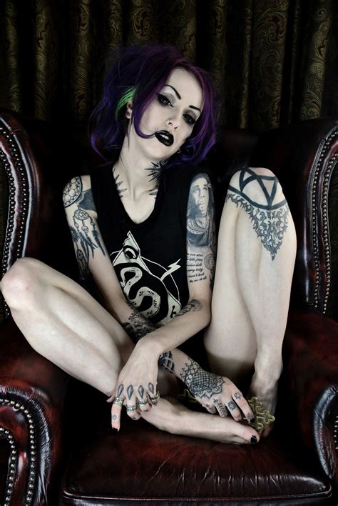 Purple Hair Goth Tats Goth Beauty Goth Women Metal Girl