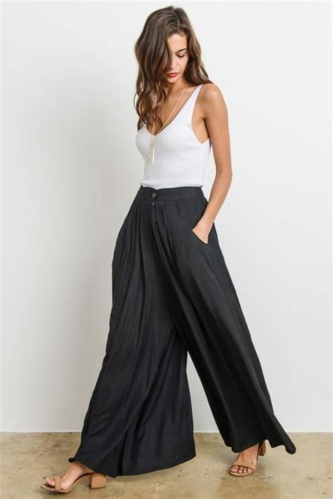 Absolutely Stunning Palazzo Pants Are Such A Hit For An Effortless Fashion Statement Daily