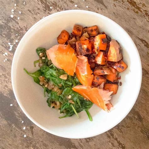 Smoked salmon cress breakfast recipes. Smoked Salmon Breakfast Bowls - My Recipe Magic