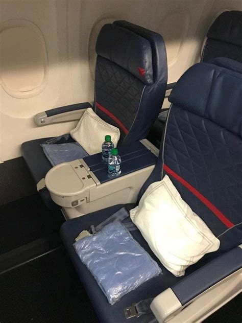 Delta 757 First Class Review New York To Mexico City