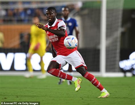 arsenal record signing nicolas pepe hints he is ready to fight for his place under mikel arteta