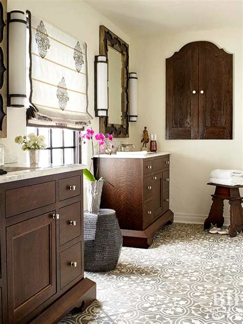 After many years of heavy use, bathrooms often become worn and moisture can damage flooring and fixtures, giving your space that dull dirty look. Beige Bathroom Ideas