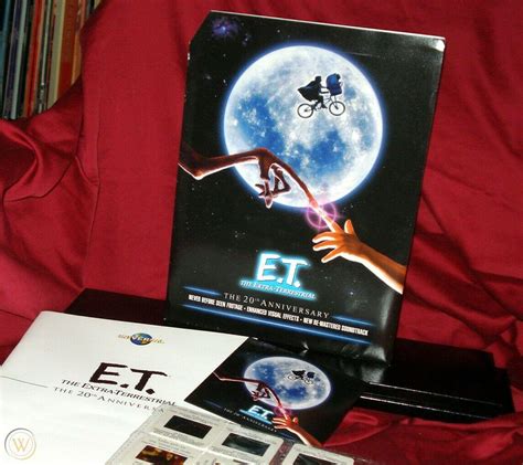 Et The Extra Terrestrial 20th Anniversary Press Kit 13 Photos 10