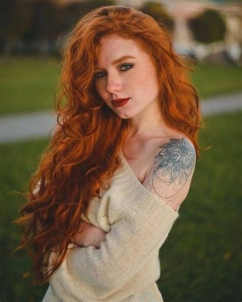 Pin By Island Master On Frecklesgingersred Red Hair Beautiful