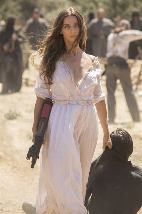 Westworld Season 2 Episode 3 “virtù E Fortuna” Westworld Angela Sarafyan Westworld Aesthetic