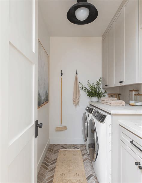 This Laundry Room Is Small On Space And Big On Style Herringbone Brick