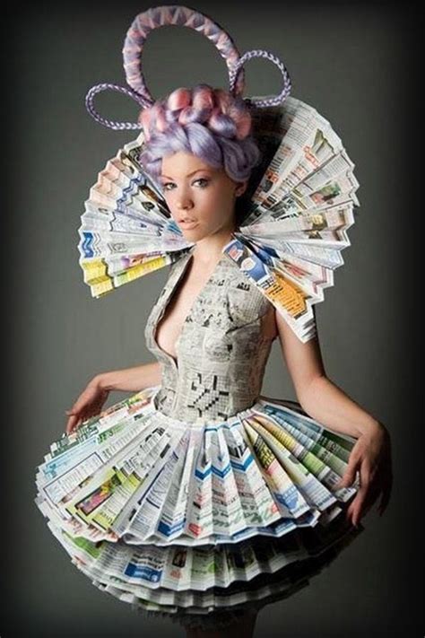 20 Espectaculares Vestidos Hechos Con Libros Reciclable Vestidos