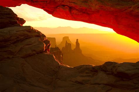 The Beautiful Mesa Arch In Canyonlands National Park Utah Utah Hikes