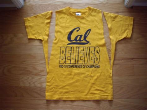 I have a super fun arts and crafts project for my beautiful little bunnies to try over the holiday. 25 DIY T-Shirt Cutting Ideas To Try On Your Old Outfits ...