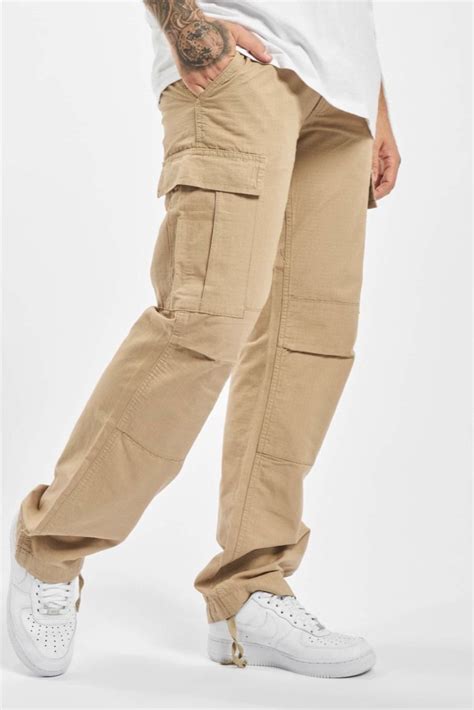 Beige And Beyond Our Collection Of Men S Beige Cargo Pants Idee