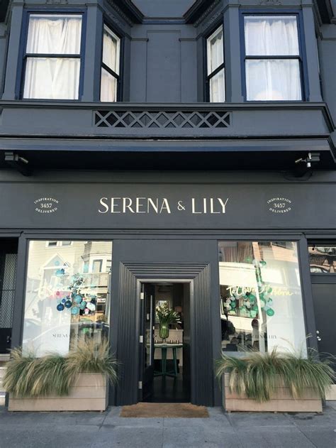 The Front Entrance To Serena And Lily Store In San Francisco Califi Island