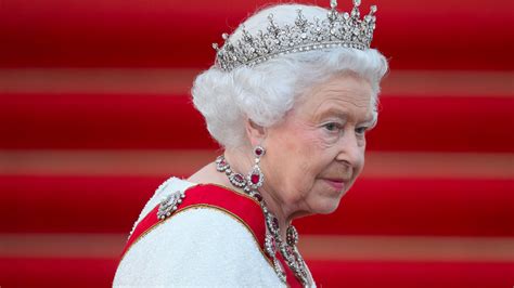 Queen Elizabeth Ii Has Died At The Age Of 96 Heres Whats Happening