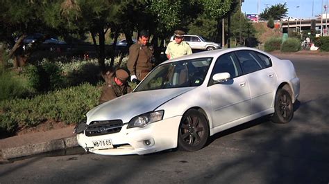 Un brutal accidente de tránsito ocurrió en la madrugada del domingo en la ciudad bonaerense de san pedro, donde un auto de alta gama en el que viajaban cinco jóvenes se estrelló contra un árbol. Hombre resultó decapitado tras violento accidente ...