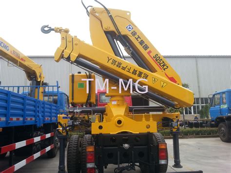 Xcmg 2035kg Crane 5 Ton Hydraulic Lifting Truck Mounted Crane