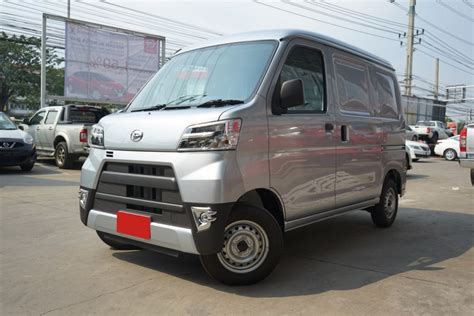 All New Daihatsu Hijet Cargo