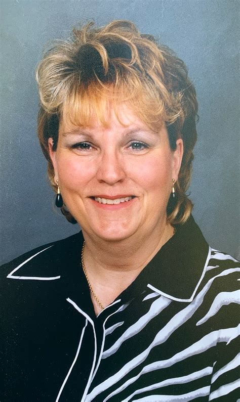 Obituary Of Arlene Rhodes Jordan Powers Funeral Home Lugoff Sc
