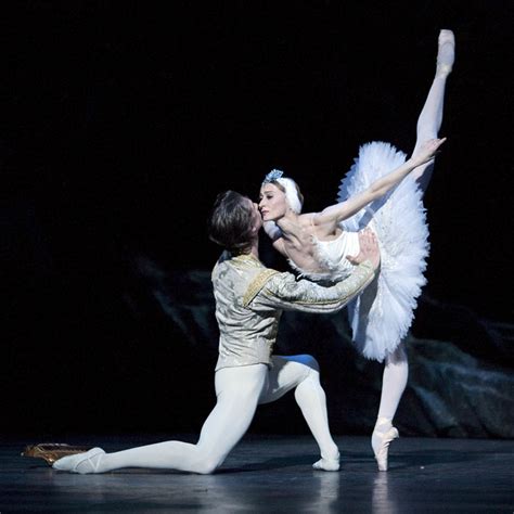Daria Klimentova And Vadim Muntagirov In Swan Lake Ballet News Straight From The Stage