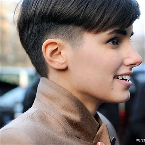 Androgynous haircuts are growing in popularity these days. Androgynous Style: March 2013