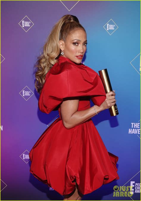Jennifer Lopez Gives Inspiring Speech At Peoples Choice Awards 2020