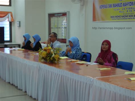Hunky, gigantic, _gigantic, excidental, what's your job. SMK MAHMUD MAHYIDIN (Sekolah Bestari Luar Bandar ...
