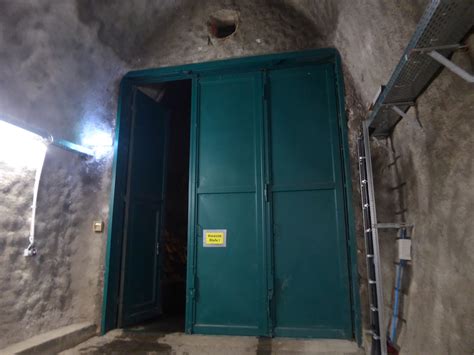 Ein Blick In Den Eisenbahntunnel Unterm Schloss Schwarzenberg Blog