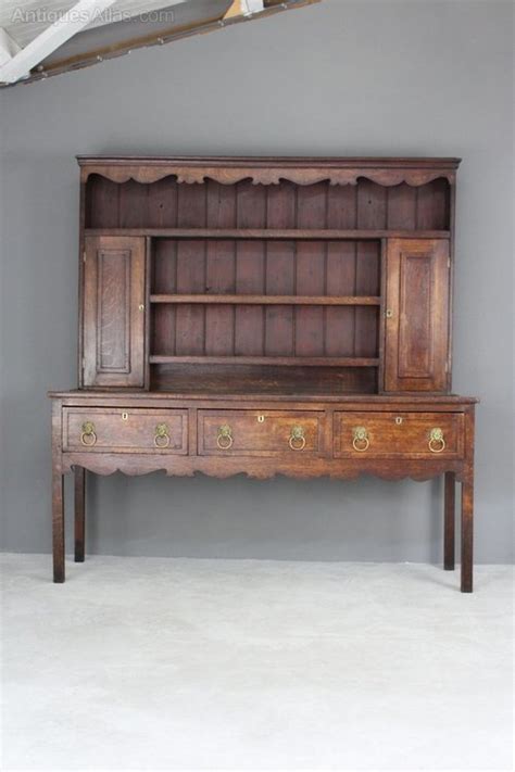 This georgian kitchen features pilasters and traditionally glazed georgian doors with an impressive free standing pantry cabinet and kitchen dresser. Georgian Oak Kitchen Dresser - Antiques Atlas